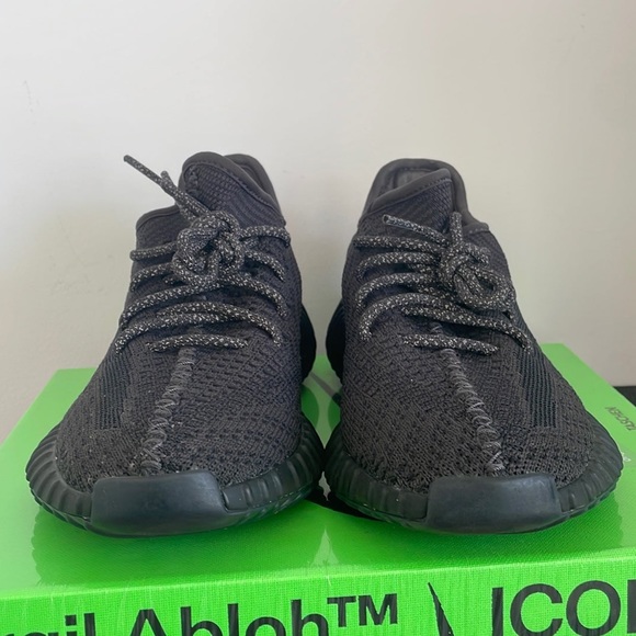 SOLD 🚫 Yeezy Boost 350 V2 Non Reflective Sneakers - Picture 8 of 15